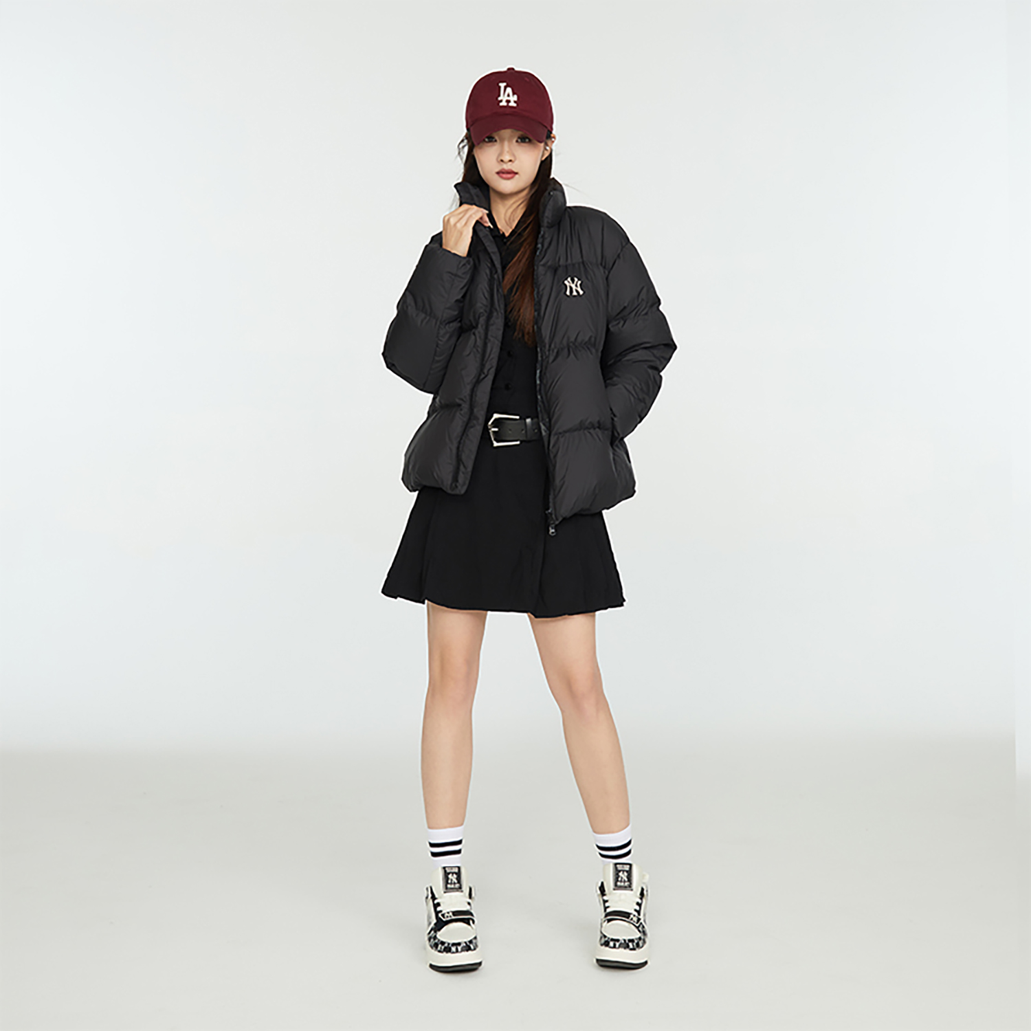 Purchase Chaqueta Puffer Unisex Negra Retro Monogram New York Yankees MLB 23FW Corto 3ADJM0636-50BKS