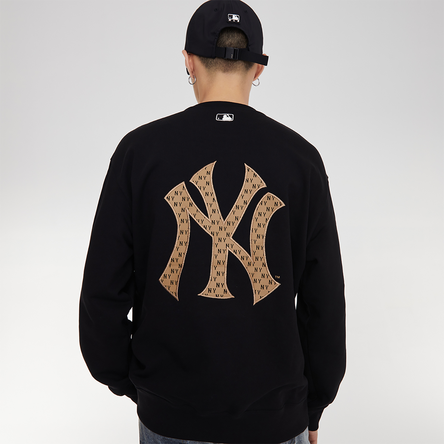 MLB 23FW Retro Solid Color Logo Print Crewneck Sweatshirt Unisex 3AMTM1234-50BKS 圖 4