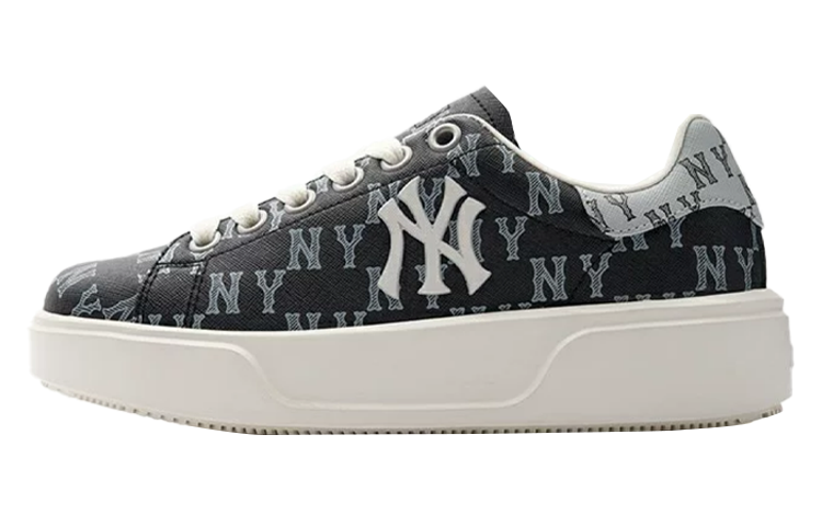 Buy 【采買上架 無需審核】MLB 滿印老花休閒鞋時尚百搭板鞋 男女同款 黑色