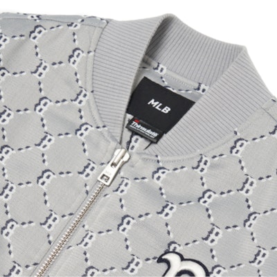 Chaqueta MLB Gris de Cuadros con Cierre y Logo Estampado. 3AJPM0121-43MGS Shop Chaqueta MLB Gris de Cuadros con Cierre y Logo Estampado. 3AJPM0121-43MGS