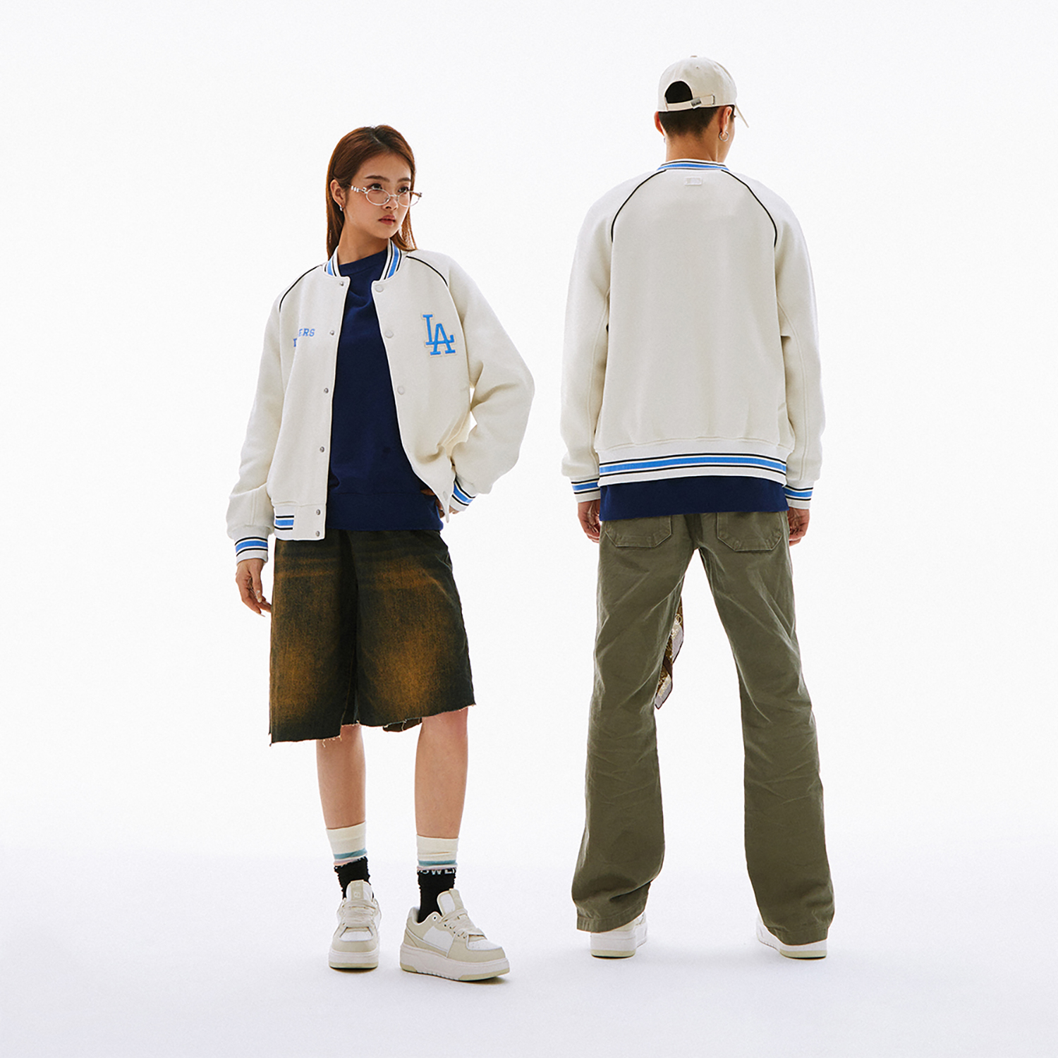 Sizing MLBアカデミーSS24ロサンゼルスドジャースロゴプリント野球ジャケットユニセックス白 3AJPV0841-07CRD