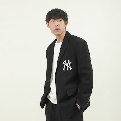 MLB Basic Logo Blazer Hitam New York Yankees Unisex Casual. 3AJKB0121-50BKS 2