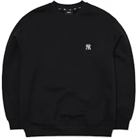 MLB Basic Logo New York Yankees Black Crewneck Unisex Sweatshirt 3AMTB0616-50BKS MLB Basic Logo New York Yankees Black Crewneck Unisex Sweatshirt 3AMTB0616-50BKS