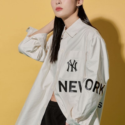 MLB Basic Logo New York Yankees Letter Print Cream Long Sleeve Shirt Unisex 3AWS00121-50CRS Details for MLB Basic Logo New York Yankees Letter Print Cream Long Sleeve Shirt Unisex 3AWS00121-50CRS