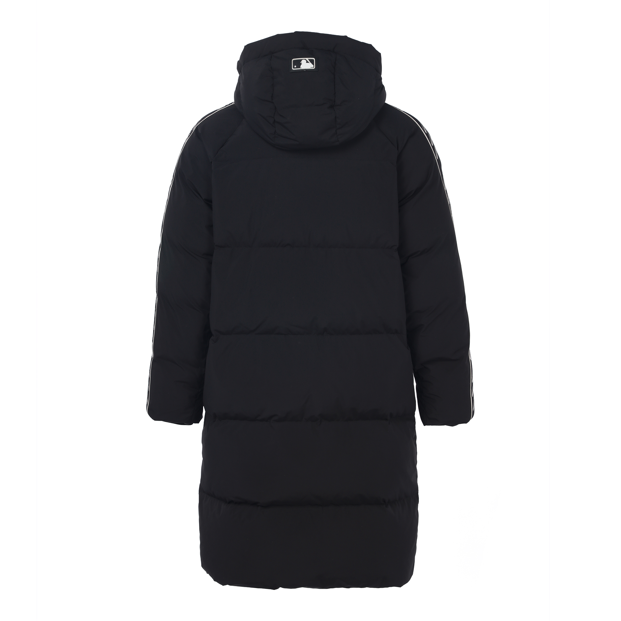 Lookbook MLB 經典標誌紐約洋基連帽長版羽絨外套 男女款 黑色 3ADJJ0516-50BKS