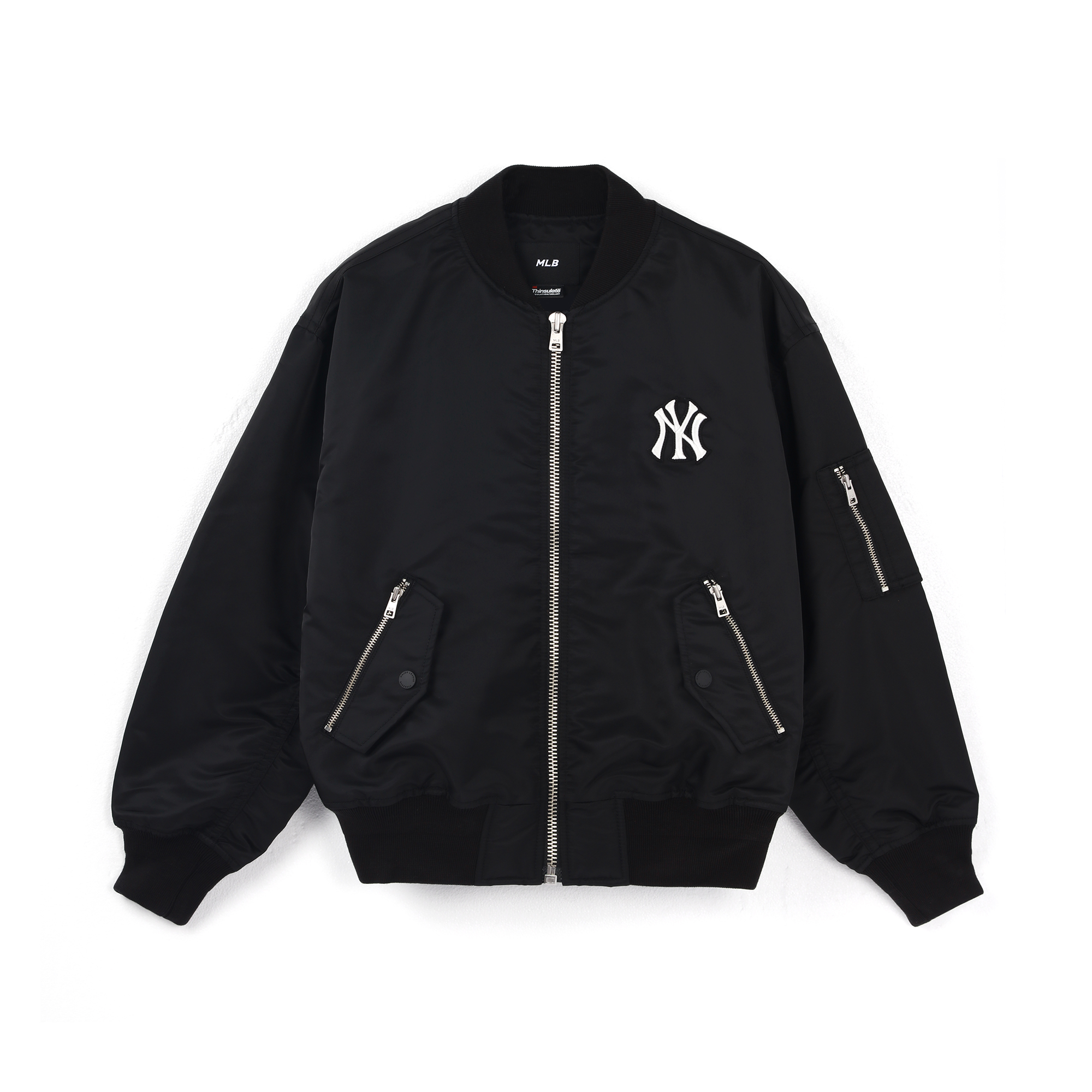 MLB Basic Logo Series New York Yankees Bomber Jacket Unisex Black. 3AJPB0321-50BKS