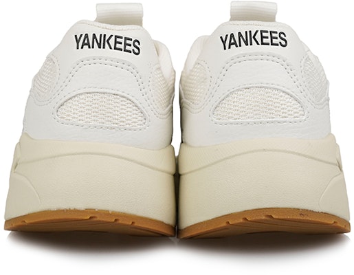 MLB 청키 빅볼 '베이지' (MLB Chunky Big Ball 'Beige') 32SHC3111-50W Shop MLB 청키 빅볼 '베이지' (MLB Chunky Big Ball 'Beige') 32SHC3111-50W