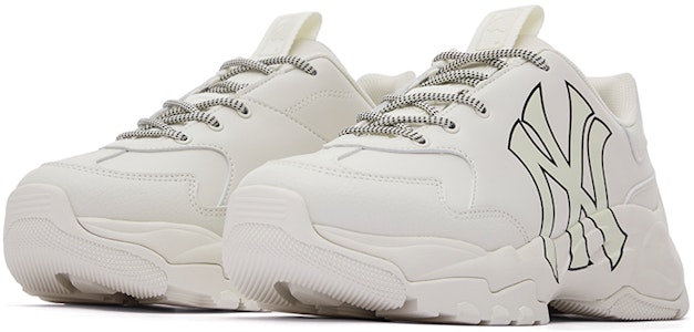 MLB Big Ball Chunky 'Putih Gading' 3ASHC104N-50IVS Lookbook MLB Big Ball Chunky 'Putih Gading' 3ASHC104N-50IVS