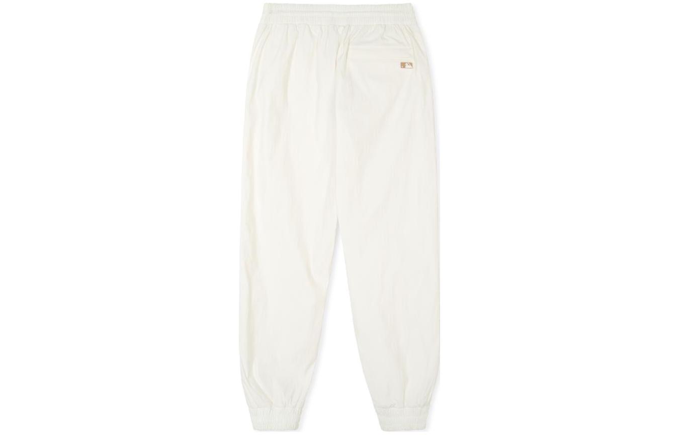 Lookbook MLB波士頓紅襪奶油色休閒運動長褲男女皆宜款式。 3AWPM9141-43CRS