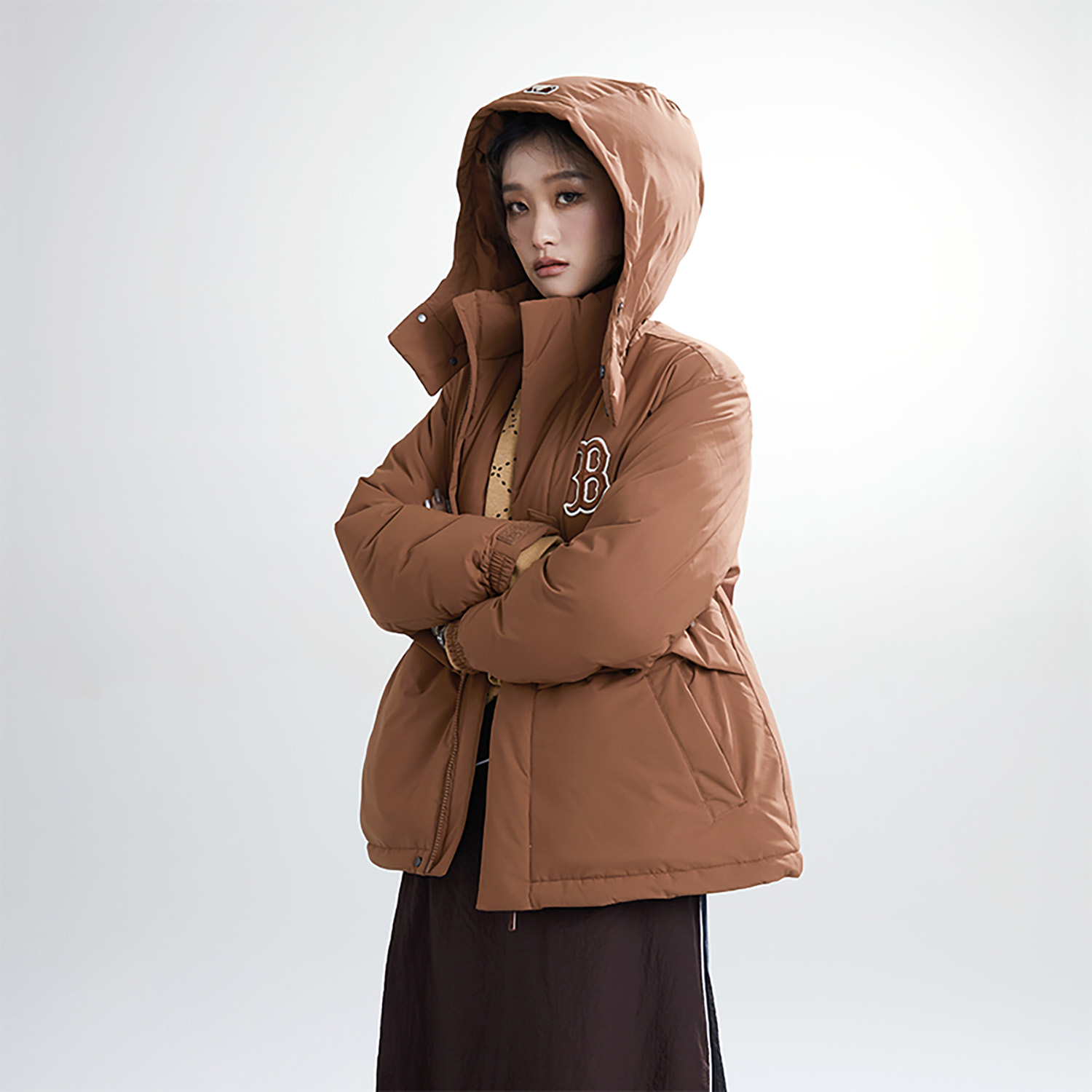 Purchase MLB波士頓紅襪FW24男女同款棕色可拆帽浣熊毛邊大衣 3ADJEC736-43BRS