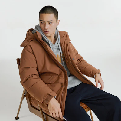 MLB波士頓紅襪FW24男女同款棕色可拆帽浣熊毛邊大衣 3ADJEC736-43BRS 1