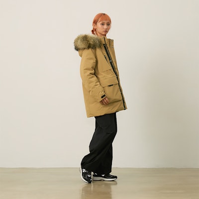 MLB Boston Red Sox FW24 Unisex Parka Camel Fur Hood Goose Down Coat Longline. 3ADJB1346-43CAS Sizing MLB Boston Red Sox FW24 Unisex Parka Camel Fur Hood Goose Down Coat Longline. 3ADJB1346-43CAS