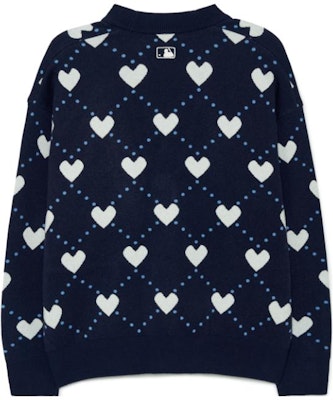 MLB波士頓紅襪心形V領寬鬆針織毛衣 男女款 - 藍色 3AKCH0134-43NYD Lookbook MLB波士頓紅襪心形V領寬鬆針織毛衣 男女款 - 藍色 3AKCH0134-43NYD