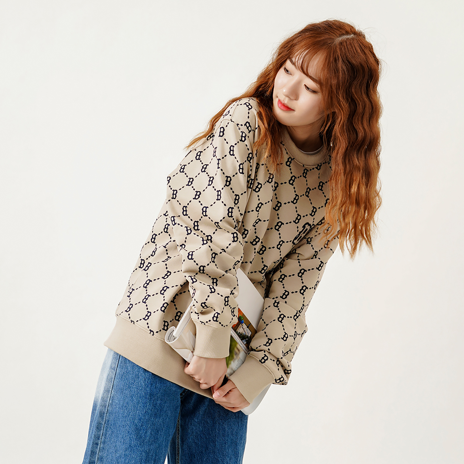 MLB Boston Red Sox Logo All-Over Crewneck Sweatshirt Beige Unisex Fall Edition 3AMTM0421-43BGS 圖 6