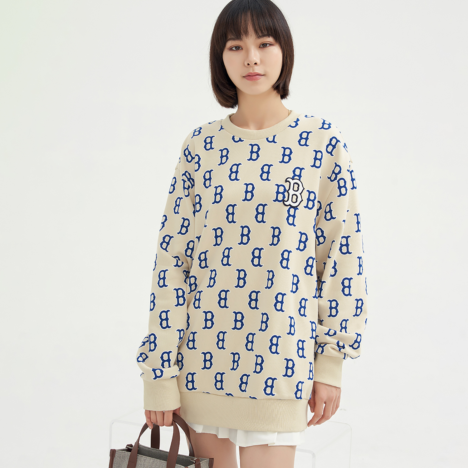 MLB Boston Red Sox Logo Graffiti Crewneck Casual Sweatshirt Beige Unisex 3AMTM0231-43BGL 圖 4