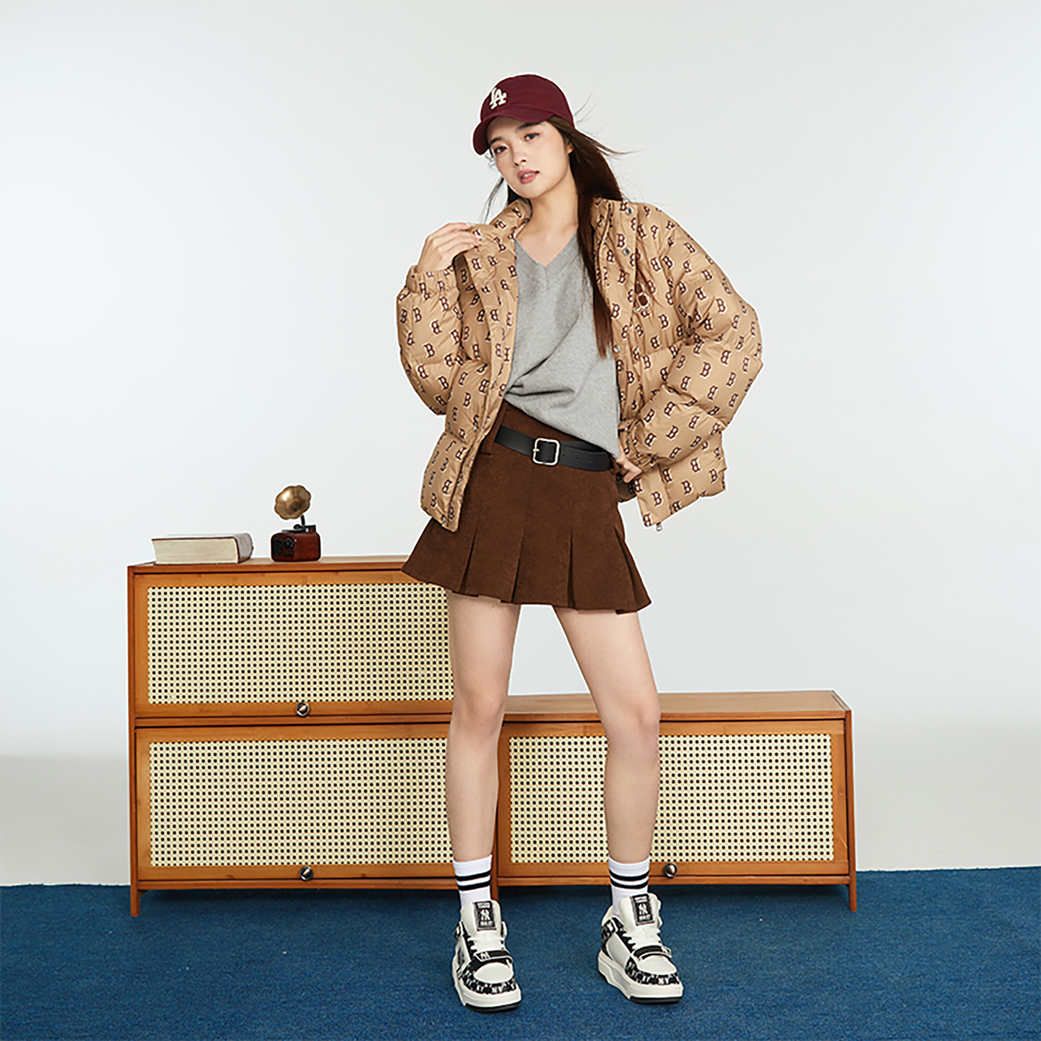 MLB Boston Red Sox Monogram Print Beige Down Jacket Unisex. 3ADJM0736-43CAL 圖 4