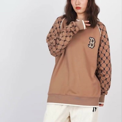 MLB Boston Red Sox Retro Crewneck Knit Sweater Unisex - Dark Beige. 3AMTM0814-43BGD Purchase MLB Boston Red Sox Retro Crewneck Knit Sweater Unisex - Dark Beige. 3AMTM0814-43BGD