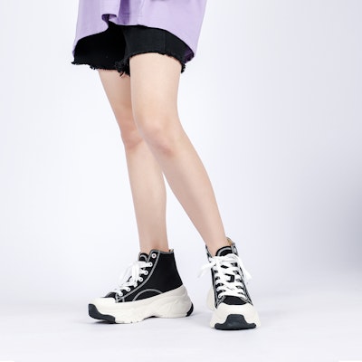 MLB Sepatu Kanvas High-Top 'Hyuna Retro Dad Shoe' 32SHU111-50L Sizing MLB Sepatu Kanvas High-Top 'Hyuna Retro Dad Shoe' 32SHU111-50L