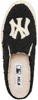 Shop MLB Canvas Slip-On Rendah 'Hitam' 3AMUUD216-50BKS