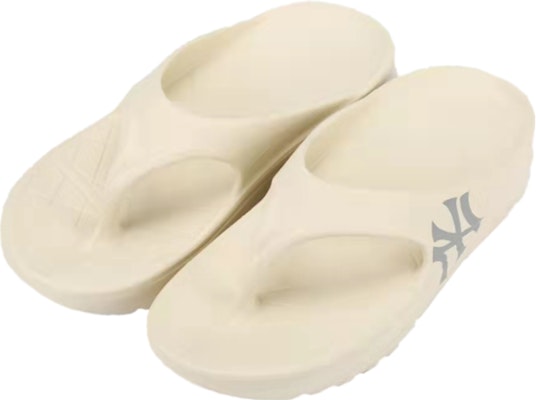 MLB Chunky Beige 'New York Yankees' Kasut Lelaki 32SHHW111-50I Order MLB Chunky Beige 'New York Yankees' Kasut Lelaki 32SHHW111-50I
