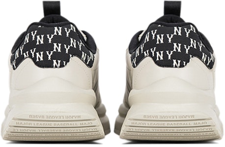 MLB Chunky Classic 'New York Yankees Hitam' 3ASHCRM3N-50BKS Purchase MLB Chunky Classic 'New York Yankees Hitam' 3ASHCRM3N-50BKS