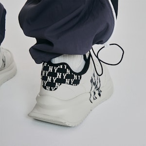 MLB Chunky Classic 'New York Yankees Hitam' 3ASHCRM3N-50BKS Cheap MLB Chunky Classic 'New York Yankees Hitam' 3ASHCRM3N-50BKS