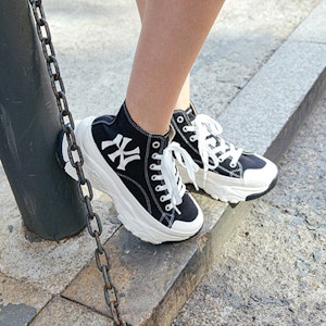 MLB 청키 하이 '뉴욕 양키스' 블랙 캔버스 (편안한 굽) 32SHU1111-50L Sizing MLB 청키 하이 '뉴욕 양키스' 블랙 캔버스 (편안한 굽) 32SHU1111-50L