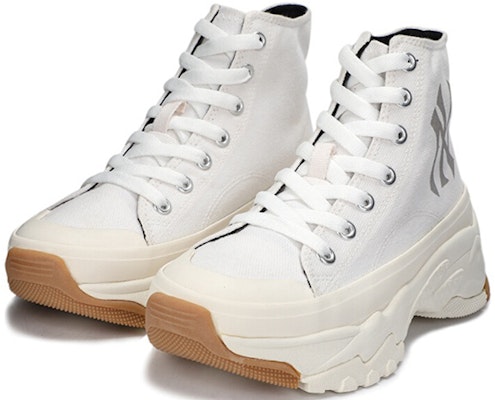 MLB Chunky 高筒 帆布鞋 男女兼用 白 Lookbook MLB Chunky 高筒 帆布鞋 男女兼用 白