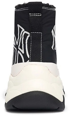 MLB Chunky High Padding Mono Yankees 'Black White' 3ASHU4216-50BKS Purchase MLB Chunky High Padding Mono Yankees 'Black White' 3ASHU4216-50BKS