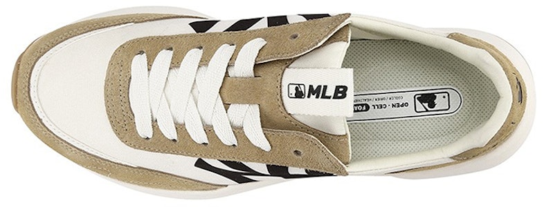 MLB 纽约洋基队卡其色厚底慢跑鞋 32SHX1111-50B Shop MLB 纽约洋基队卡其色厚底慢跑鞋 32SHX1111-50B