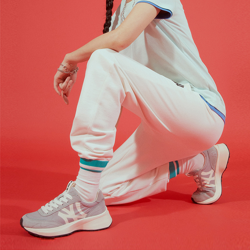 Shop MLB Chunky Jogger Kelabu 'New York Yankees' 32SHX1111-50M