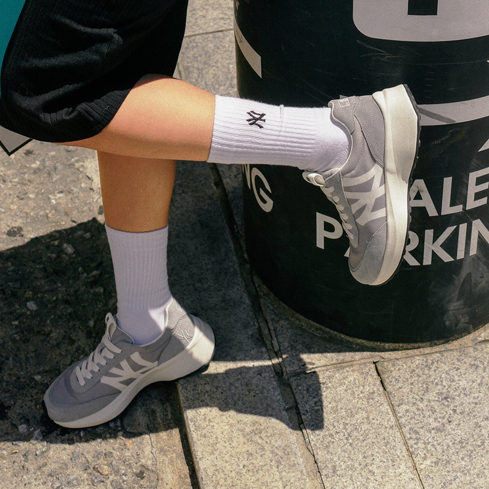 Details for MLB Chunky Jogger Kelabu 'New York Yankees' 32SHX1111-50M