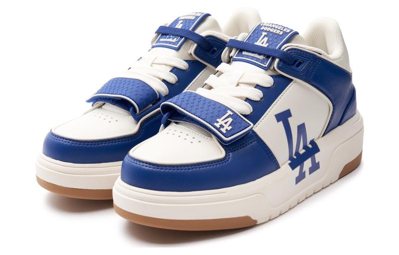 Lookbook MLB Chunky Liner 'Biru' Sneakers 3ASXLMF3N-07BLS