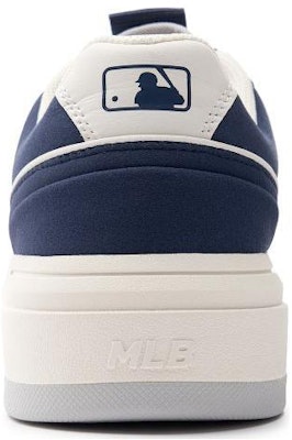 MLB Chunky Liner 'Putih Biru' 3ASXCLS3N-09NYS Shop MLB Chunky Liner 'Putih Biru' 3ASXCLS3N-09NYS