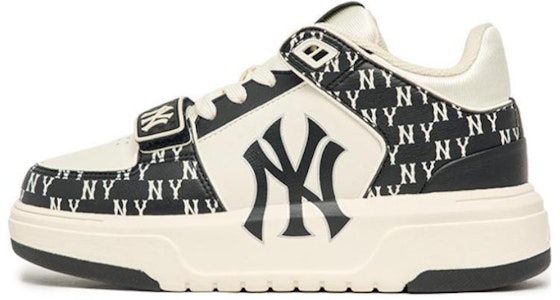 MLB Chunky Liner Basic 'New York Yankees Beige-Hitam' 3ASXLM13N-50BKS Buy MLB Chunky Liner Basic 'New York Yankees Beige-Hitam' 3ASXLM13N-50BKS