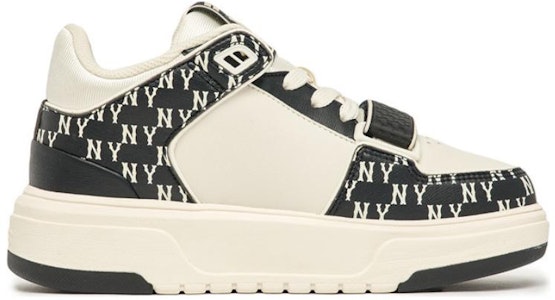 MLB Chunky Liner Basic 'New York Yankees Beige-Hitam' 3ASXLM13N-50BKS Order MLB Chunky Liner Basic 'New York Yankees Beige-Hitam' 3ASXLM13N-50BKS