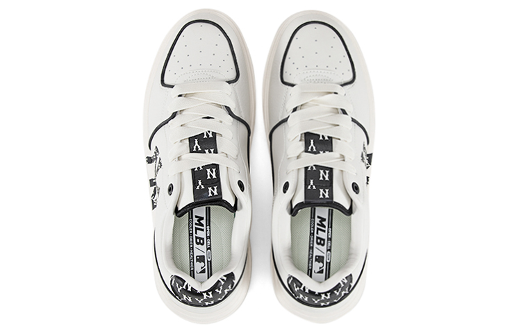 Purchase MLB厚底衬里洋基队字母白黑款 3ASXCLR3N-50WHS