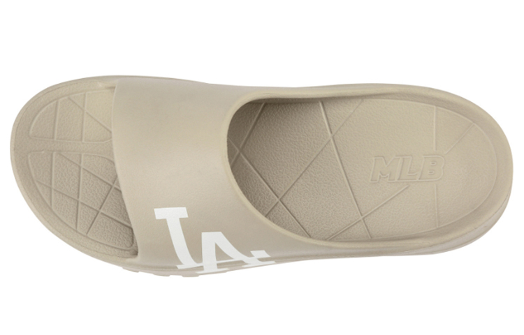 Lookbook MLB Chunky Slider 'Khaki' Sandalias Gruesas 32SHHP111-07B