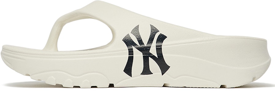 MLB Chunky Slider Flip-Flop 'Putih' 3ALPAB223-50WHS Buy MLB Chunky Slider Flip-Flop 'Putih' 3ALPAB223-50WHS