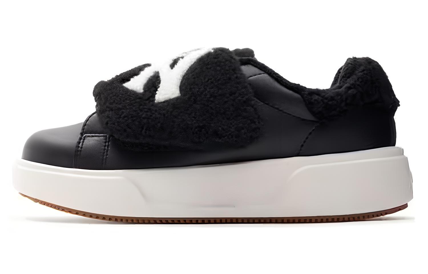 MLB Classic Low 'Black'