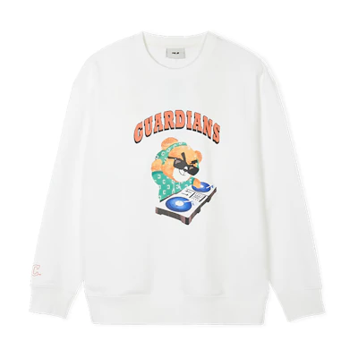 MLB Cleveland Indians Grumpy Bear Crewneck Ivory Unisex Casual Sweatshirt 3AMTE0141-45IVS