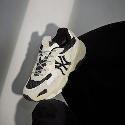 MLB Kasut Dad Rendah 'Black Platform' 3ASHC3S1N-50BKS Sizing MLB Kasut Dad Rendah 'Black Platform' 3ASHC3S1N-50BKS