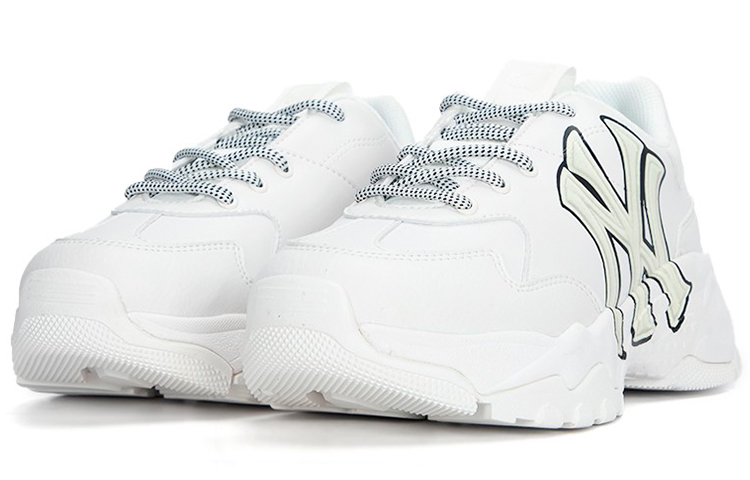 Lookbook MLB 爸爸鞋 低帮款 '米色' 3ASHCS12N-50WHS