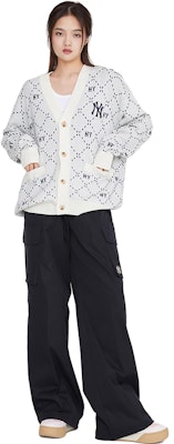 MLB Diamond Series Gray V-Neck Knit Sweater Unisex Long Sleeve Pullover. 3AKCM0134-50CRD 4