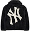 Lookbook MLB Dumble New York Yankees Embroidered Logo Zip Jacket Unisex Black. 3AJPF3016-50BKS