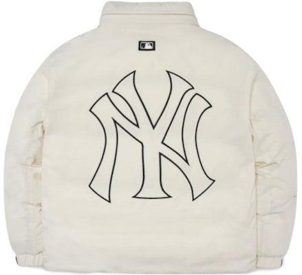 MLB 2022秋冬白色连帽短款羽绒服,防风保暖。 3ADJB1126-50CRS Lookbook MLB 2022秋冬白色连帽短款羽绒服,防风保暖。 3ADJB1126-50CRS