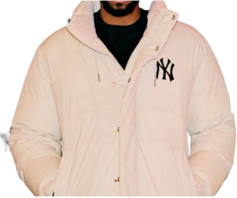 MLB 2022秋冬白色连帽短款羽绒服,防风保暖。 3ADJB1126-50CRS Shop MLB 2022秋冬白色连帽短款羽绒服,防风保暖。 3ADJB1126-50CRS