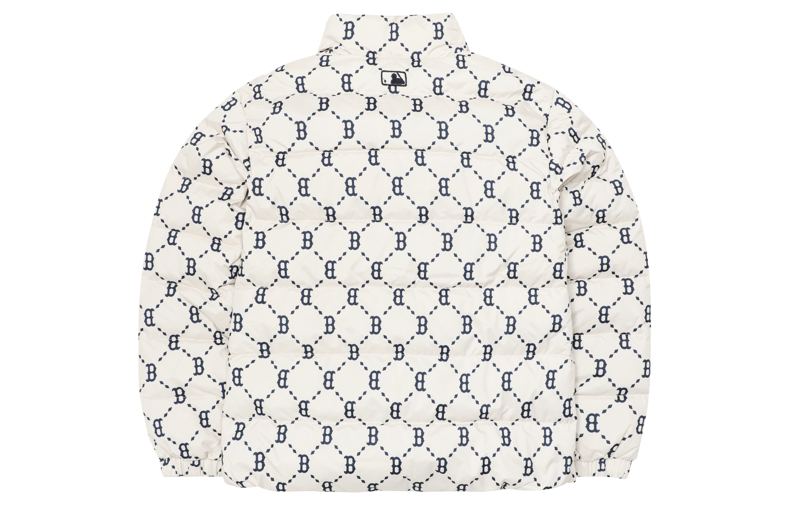 Lookbook Chaqueta Corta Acolchada Unisex MLB FW22 Monograma Diamante Beige. 3ADJM0826-43BGL