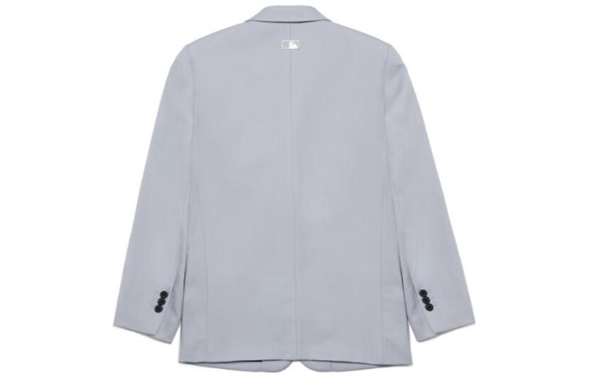 Lookbook Blazer Unisex MLB FW22 Gris con Parche de Letras Sólidas y Botón Simple. 3AJK01014-50GRS