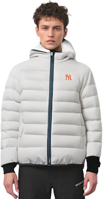 MLB FW22 Logo Lightweight Hooded Down Jacket Unisex 3ADJA0426-50BKS-2 Lookbook MLB FW22 Logo Lightweight Hooded Down Jacket Unisex 3ADJA0426-50BKS-2